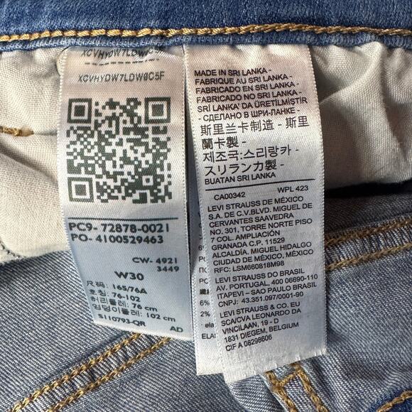 Levi’s SZ 30 High-Rise Jean Shorts Distressed Stretch Zip-Fly Frayed Hem Pockets - Picture 7 of 9